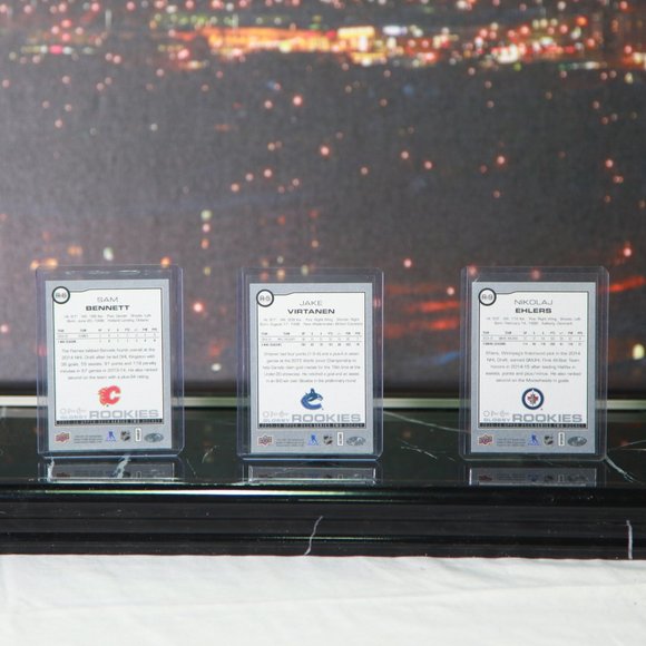 O-Pee-Chee Glossy Rookies Sam Bennett, Jake Virtanen & Ehlers Hockey Cards - Picture 2 of 6